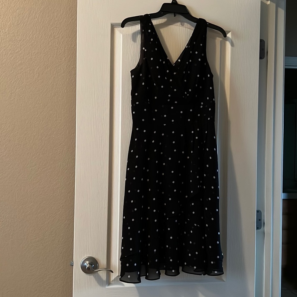 White House/Black Market- Size 8  black & white polka dot dress